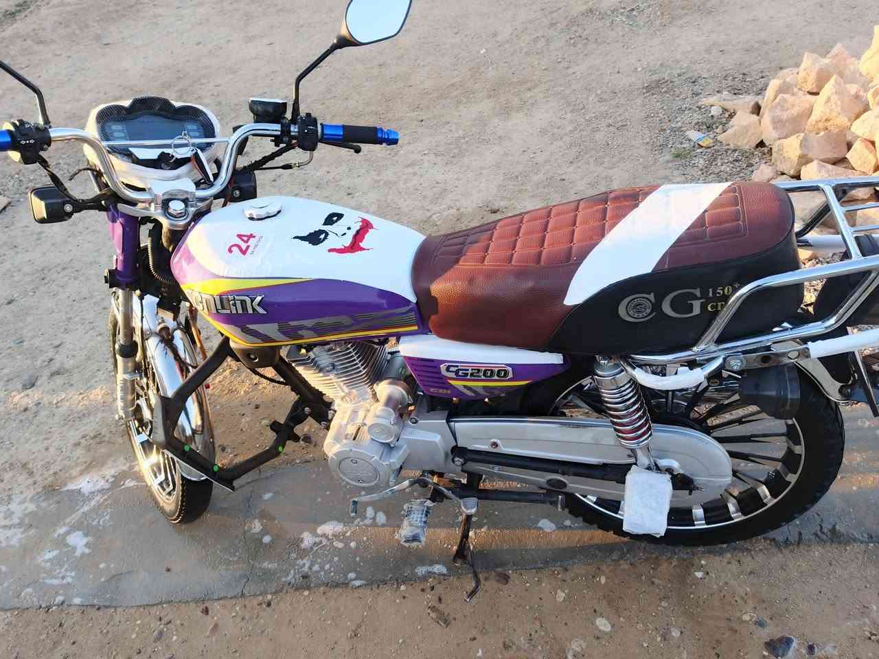 دراجة سولنك موديل 24 نضافه مثل ماواضح بلصوره سعر 825 وبيه مجال  ***********
