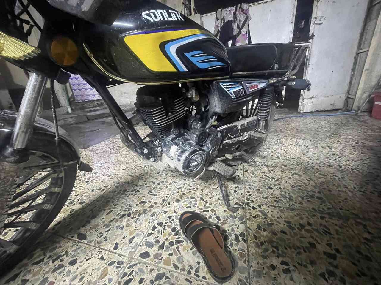 السلام عليكم دراجه للبيع
ايراني سونك برغي ما طاخين بيهة 

مديل 2025  

السعر750 

مكاني بغداد حي النصر

رقم الهاتف

***********
