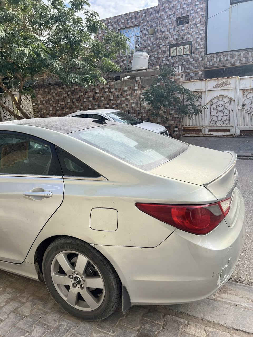 سوناتا 12 فول مواصفات  سيارة مكينة وكير جدد وارد امريكي بيه ضربات جاملغ  السيارة وبيه كم شخط السيارة مصبوغه حزام 
حدادية جديدة للبيع او مراوس 
رقمي ***********
