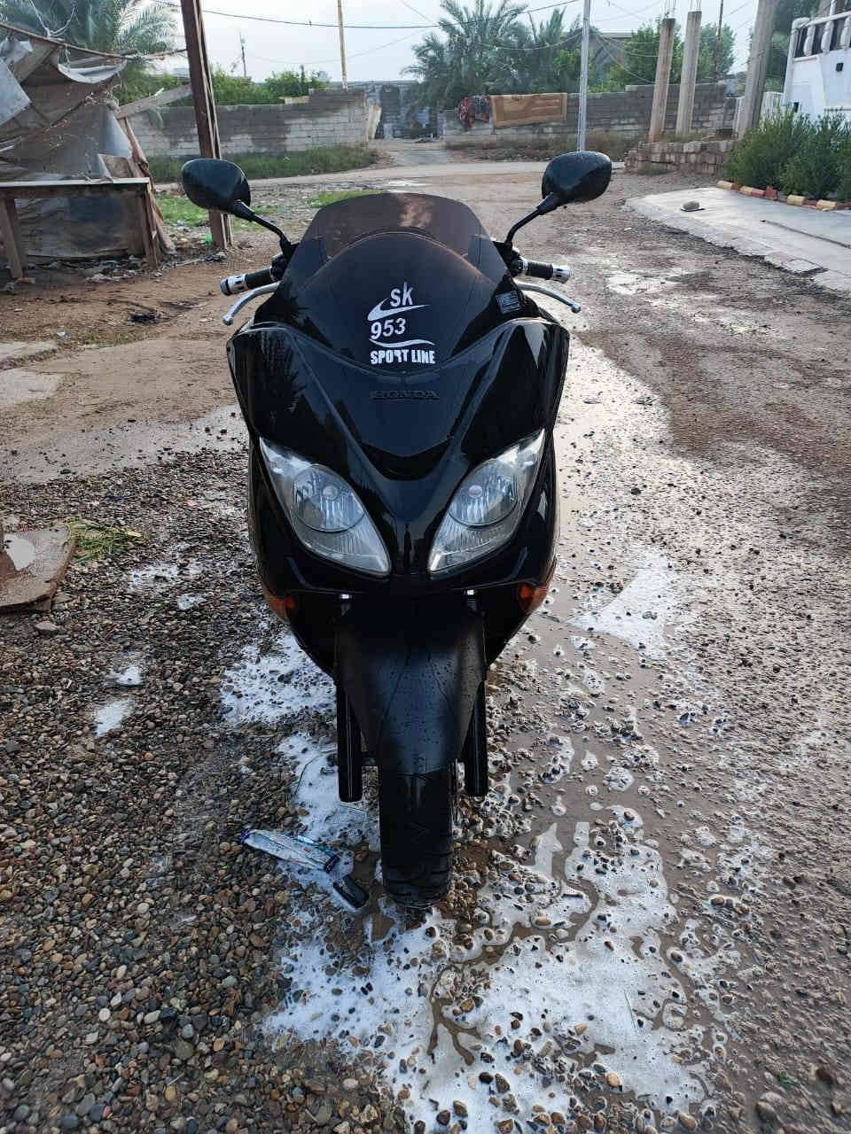 السلام عليكم ورحمه الله وبركاته دراجه فورزا للبيع 0 9 دراجه حلوه ونظيفه مكينه نشيطه وما مفتوحه السعر مليون وبيها مجال للطيبين رقم الهاتف وواتساب عليه *********** مكان ديالى
