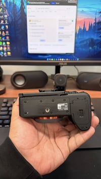 سوني A7R5 • نظيفة • فقط الكاميرا