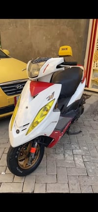 دراجه جي تي آر  موديل ٢٠٠٩ للبيع مكينه بلاديه  دراجه نضيفه بمعنى الكلم...