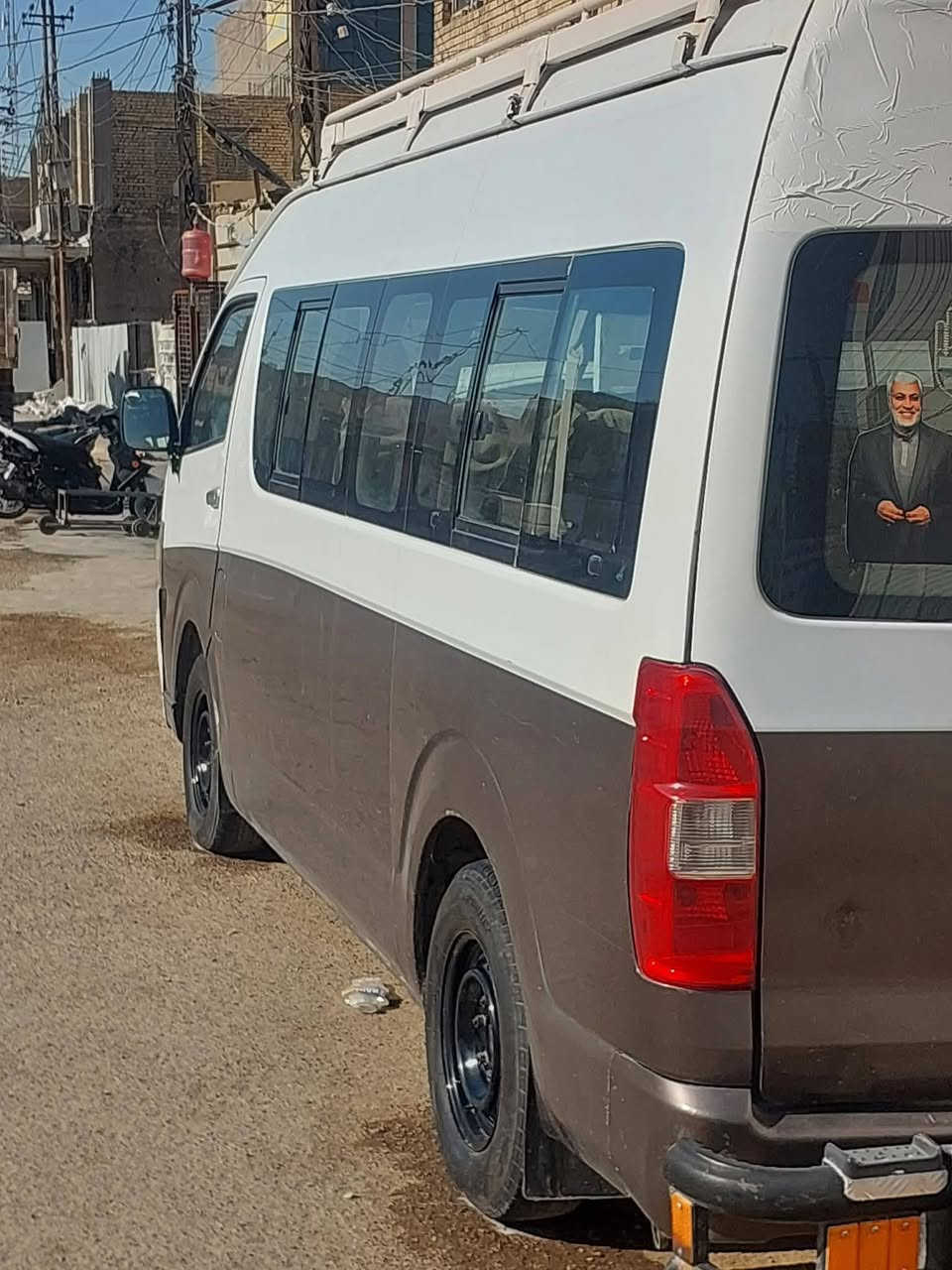 اج تو مديل 14
بيهه طخه بل بنيد بدون دواخل فقط بنيد 

كير مكينه كفاله تبريد. منضومه غاز 

ادخلهه نضيف 

رقم واسط بسمي  مصفره من كلشي ثاني يوم تحويل 

العنوان بغداد ***********
