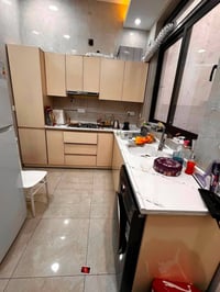 كاونتر كامل ويا الطباخ  والمرشحة مستخدم اربع شهور فقط لل بيع جديد بعده...
