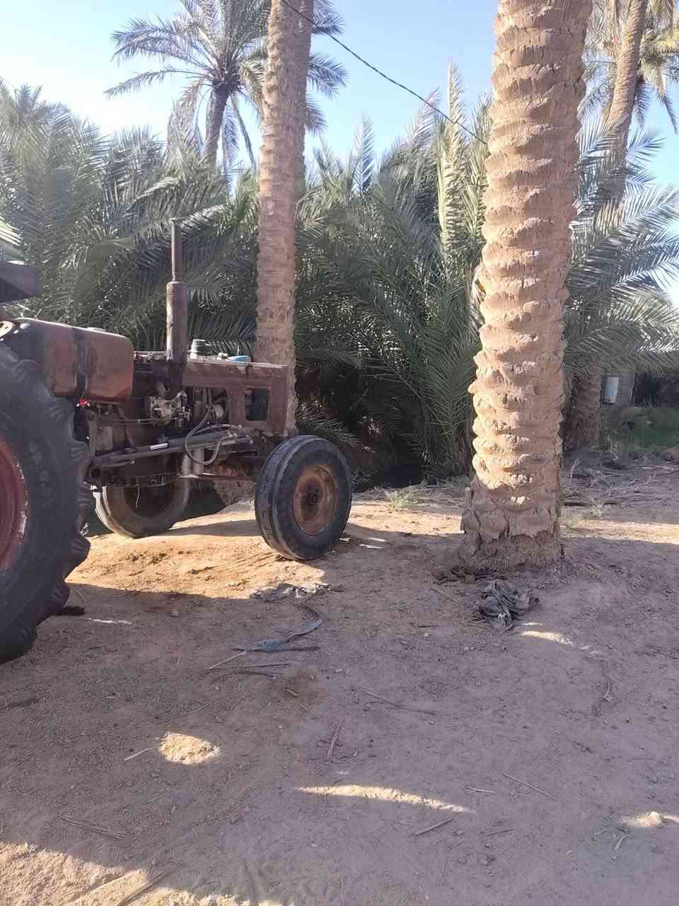 مكينه عنتر مديل ٨٤ بدون تيارات جدد مكاني نجف مشخاب محرك وكير واكسن جدد سعره مليونين ٦٠٠     .. ***********
