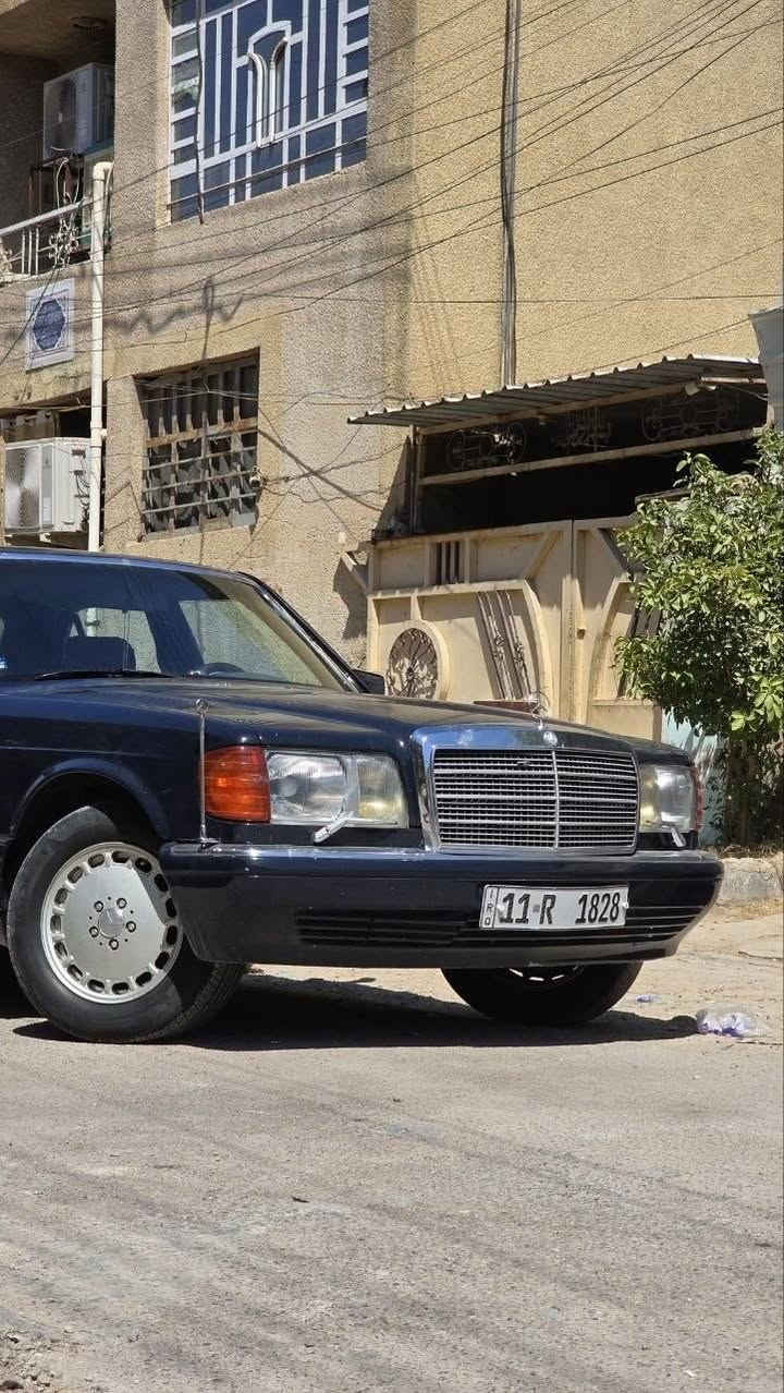 السلام عليكم مارسدس جامبو رئاسي حجم500 موديل 1990
وارد يابان بدون فتحه 
مكينه 8بلادي سياره حلوه وجديده 
برده كشنات كهرباء 
اريل كهرباء 
دبل مروحه 
دبل فيت بم 
جام كهرباء 
صطاب بريك 
تخم تاير 
جديد 
صدر امامي خلفي جديد 
تبريد ثلج 
مكان سياره بغداد 
هاتف ***********
سعرها 130 وبيها مجال 
ماعجبك المنشور اعبر 
لاتتفلسف براسي
