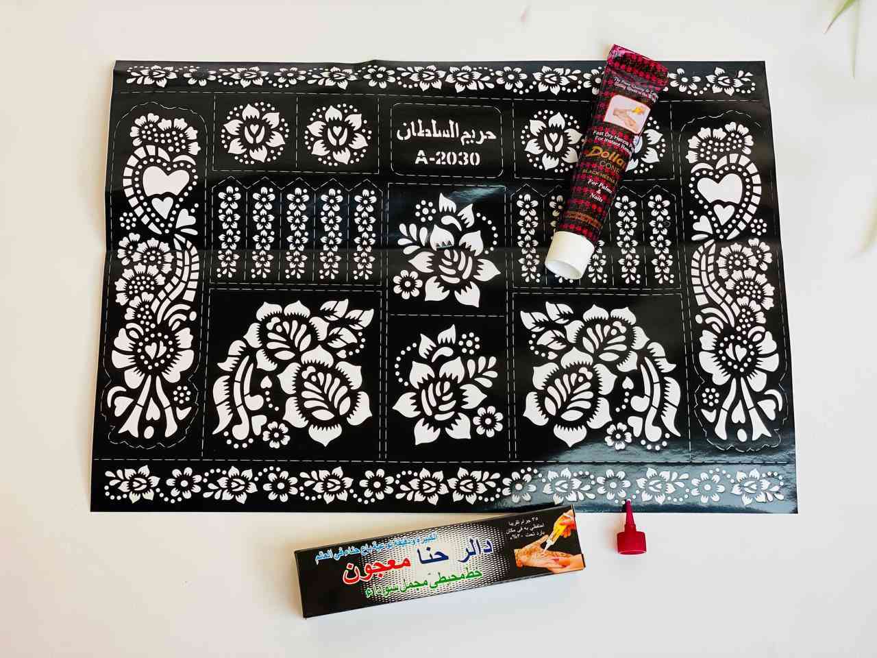 ✨ معجون دالر الحناء الفاخر ✨
💚 يعطي شعور طبيعي ونتيجة تدوم ولونين الاحمر والاسود 

🎨 مع طبقة رسومات حريم السلطان الرائعة
🖌 سهل التطبيق ويدوم لأيام بدون تلطخ
💯 مناسب لكل أنواع البشرة 

🔥 خلي يديك تحكي قصتك مع تصاميم فنية فريدة!


**إذا كنت صاحب هذا الإعلان وتريد حذفه لأي سبب، رجاءا أرسل رسالة إلى الدعم الفني**