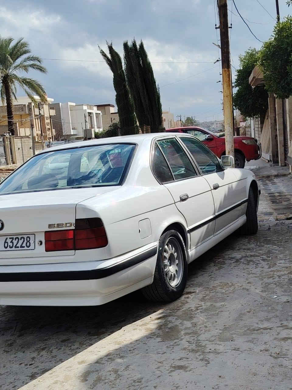 بسم الله وعلى بركة الله سياره BMW محرك كبس حجم 520
كير عادي سعر 55 بي مجال للطيبين تواصل ***********
