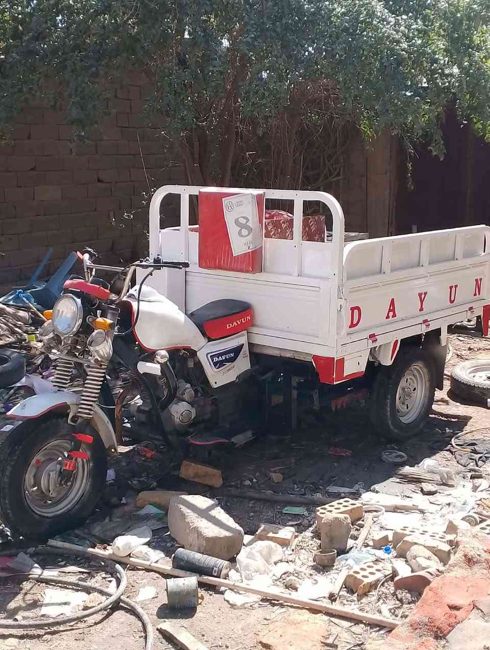 السلام عليكم ستوته للبيع اوراق كامله اصولي كهربائيات كامله نكره سلف و السعر مليون و100 والشراي يخابر على هاذا الرقم ***********....
