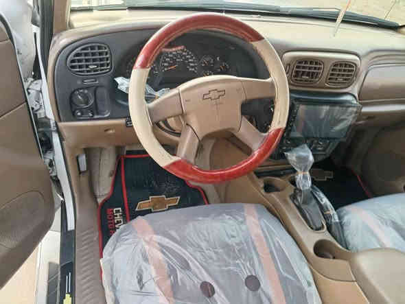 سلام عليكم بلايزر مكفوله من الصبغ وضربه كير محرك صدر خير من الله تبريد شغال تخم تاير دواخل نضيفه جدا كهربا كله تمام زنون شاشه موديل ٢٠٠٢ شكل ٢٠٠٧ رقم جديد سنويه جديده تحويل مباشر العنوان البياع السعر ٩٢ اتصال *********** بغداد
