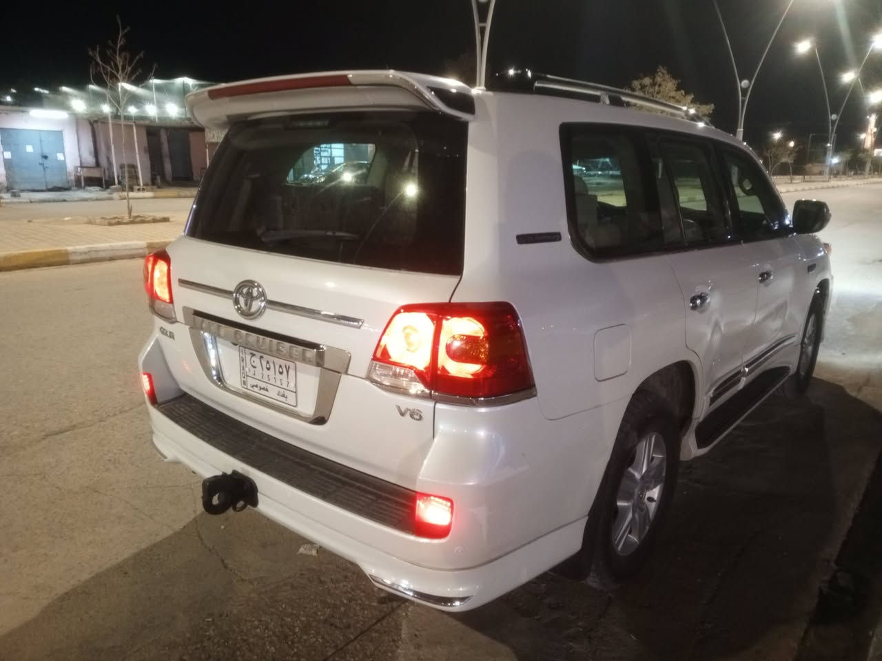 السلام عليكم 
لاندكروز 2010 كفاله عامه رقم بغداد مكينه زيرو جاهزه سياره سونار وياها 
مكينه ٦ السعر 305وبيها مجاا لشراي يرهم مراوس بيكم رقم شمالي او بغداد 
عنواني الانبار قضاء هيت
جاهزه متصرف عليها شي 
***********
