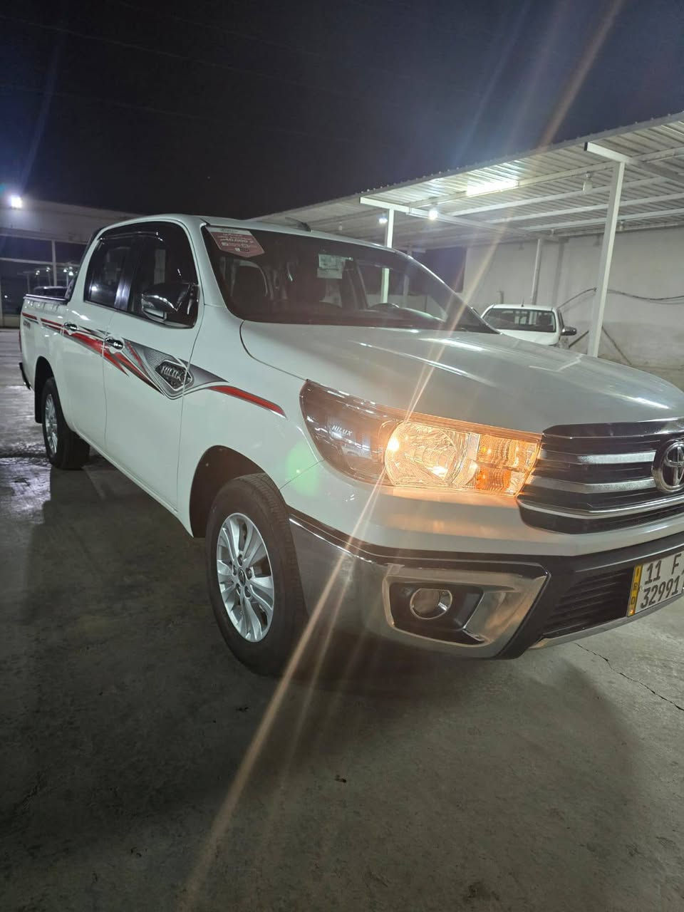 سلام عليكم للبيع بيكم  ساس 2024 مكفوله كفاله عامه رقم بغداد كشنات تتفه وتبريد 2تبريد فول باب اول السعر 285 وبيها مجال المكان بغداد الرشديه  الاستفسار عل رقم ***********
