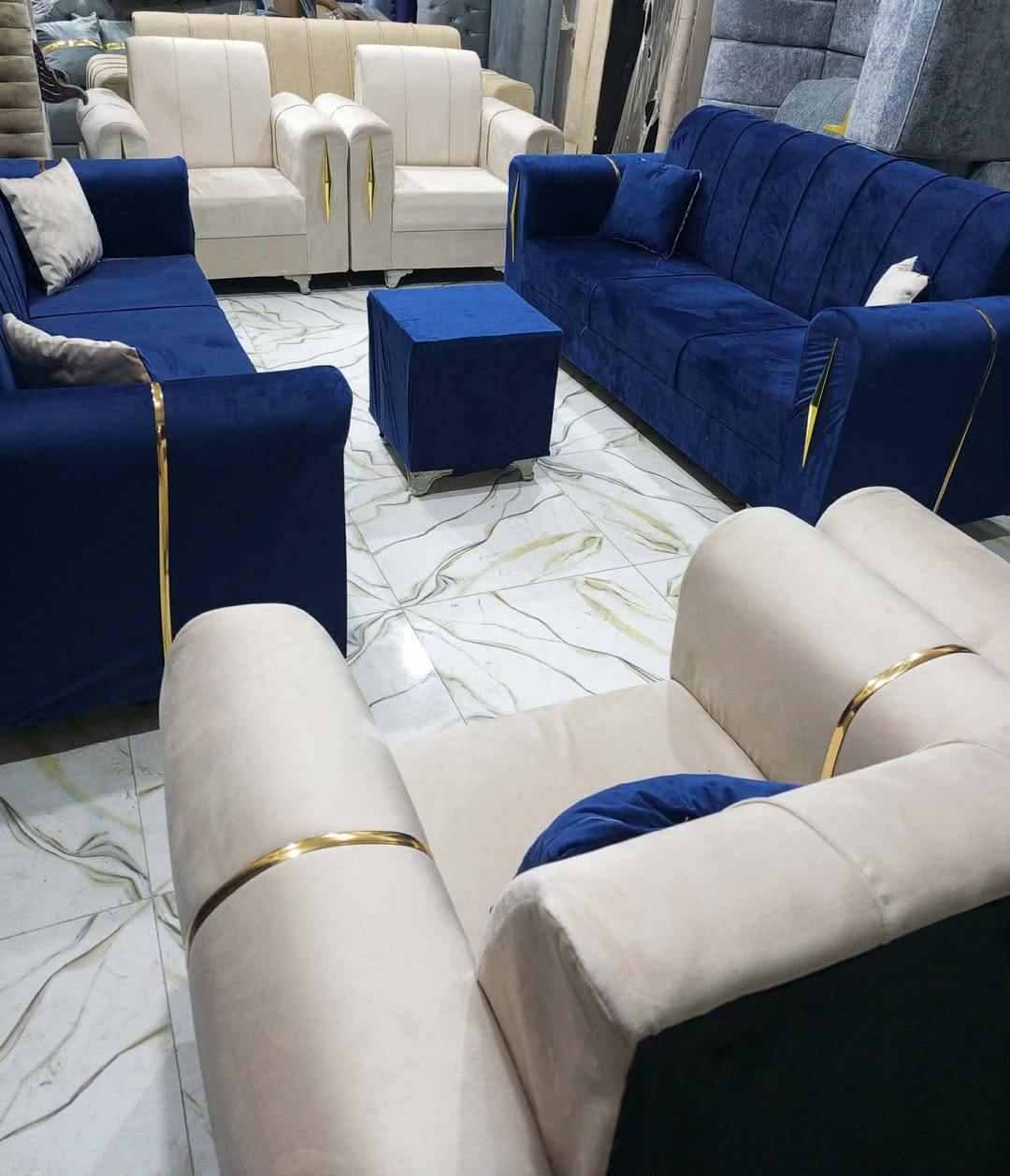 ياالله تخم جديد مامستخدم 6قطع 10 مقاعد السعر ب250وبيه مجال
مجمع بركه ام البنين ع سسومر قرب اعداديه خوله بنت الازور 
***********
توصيل 🚚 مجاني
