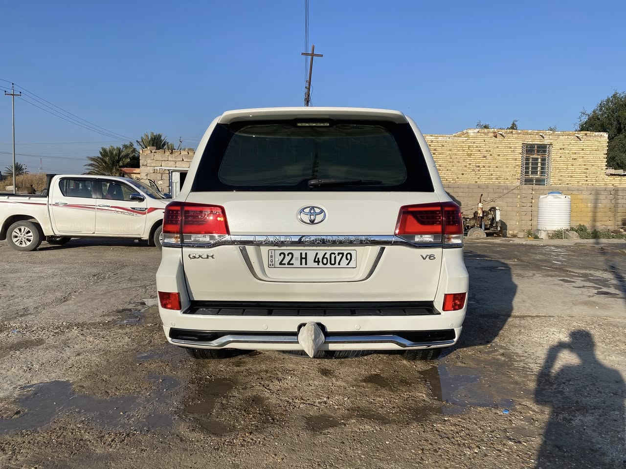 سلام عليكم لاندكروز 2016رقم أربيل بسمي مداور ثاني يوم  السياره مكفول كفاله عامه ماشيه190الف تخم تاير جديد سياره فول مواصفات المكان السماوه قضاء الرميثه السعر اتصل***********
