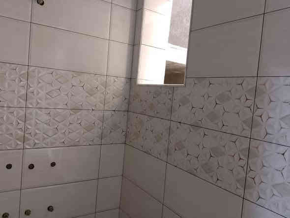 خلفه سيراميك بورسلين مرمر كاشى درج وجميع انواع الترميمات شغل درجه اولى والتزام بالمواعيد مكانى بغداد ***********
