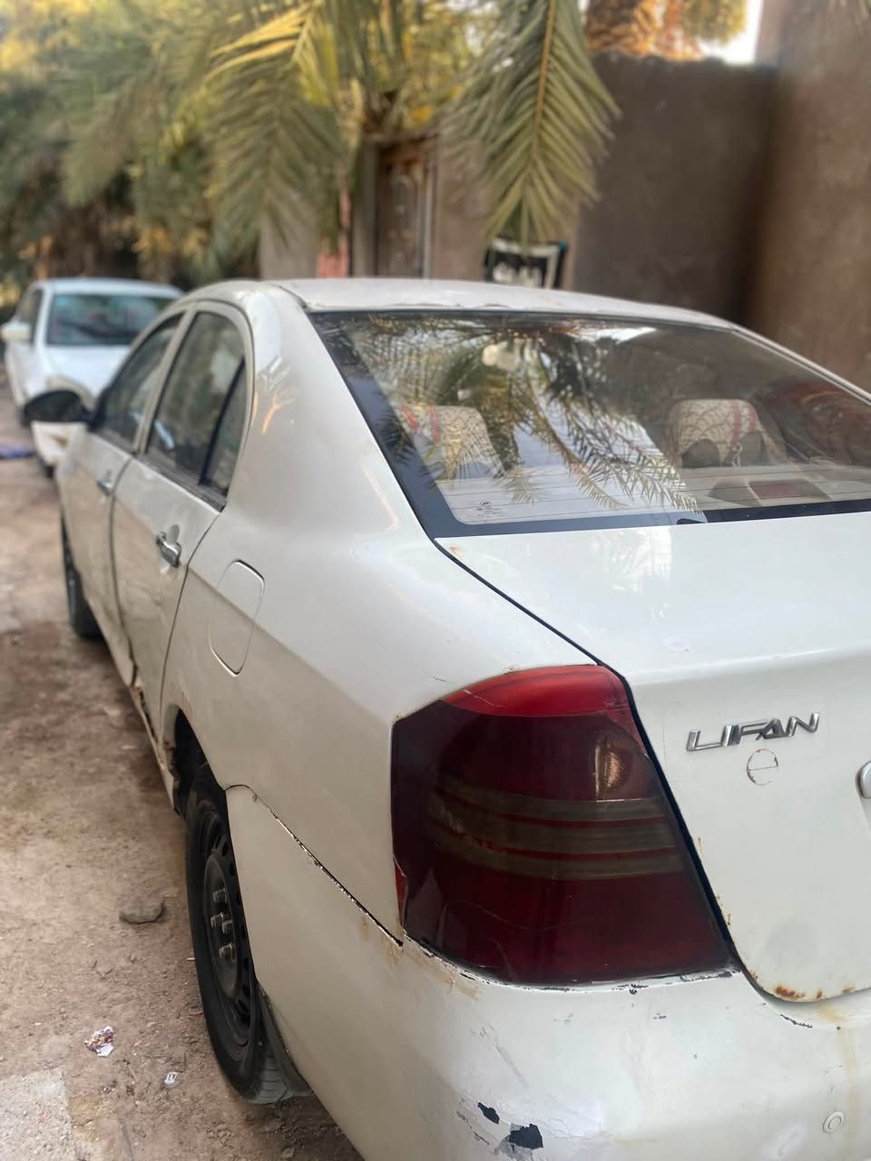 سلام عليكم سياره ليفان 620محوره كورله كير ومكينه جدد تبريد شغال خير من الله سنويه لحد 28مكاني بصره كرمه علي رقم ***********
