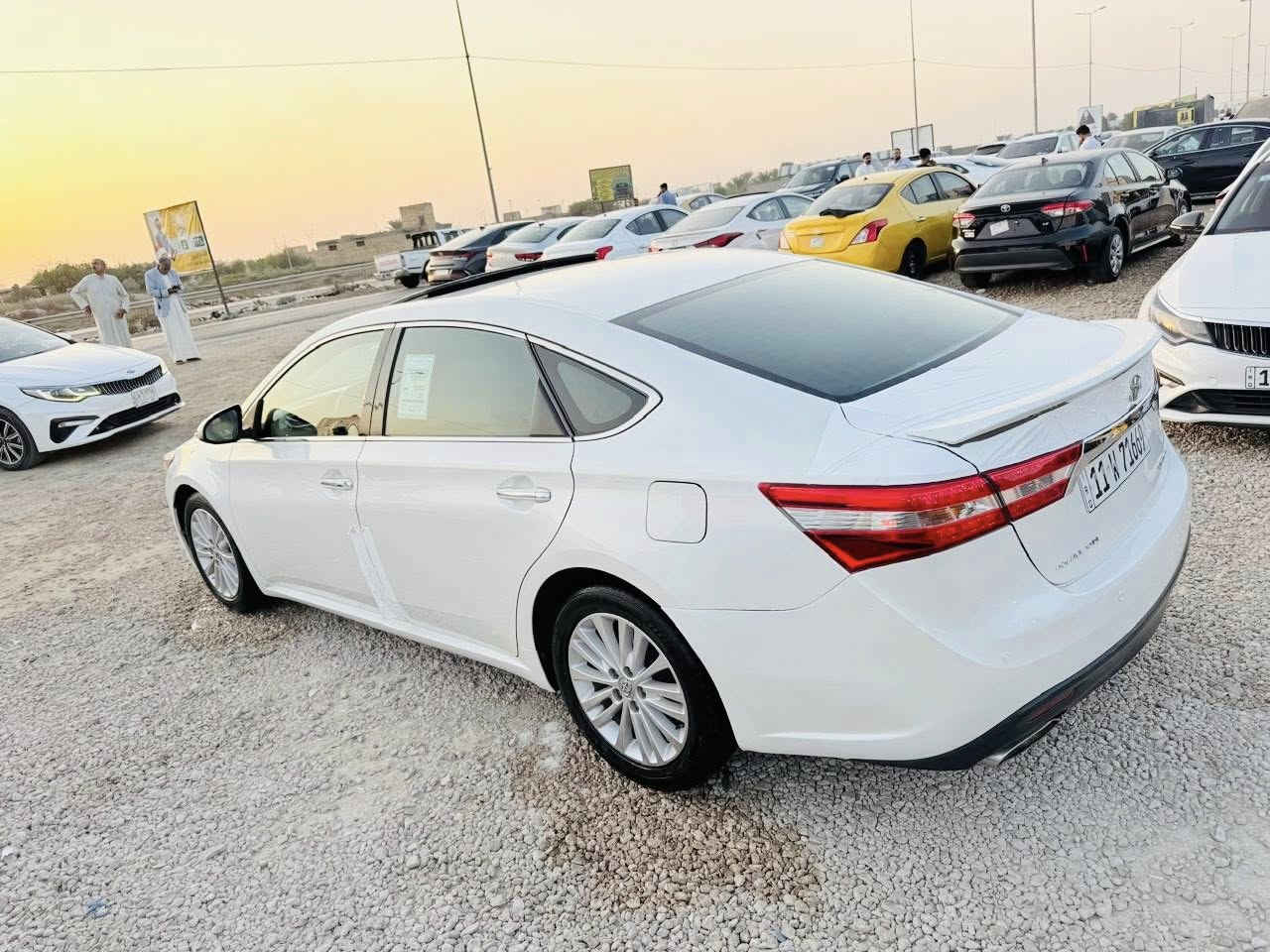 #يالله تيوتا افلون موديل 2013 خليجي 
كفاله عامه مرقم بغداد حره بسمي تحويل 
مباشر فول موصفات لمتد بصمه فتحه 
وباقي الموصفات واضحه مكينه V6 
ماشيه 159 حـقيقي السعر 195$ 
مـوجوده المثني الرميثيه 
تـفاصيل واتـساب (***********)
