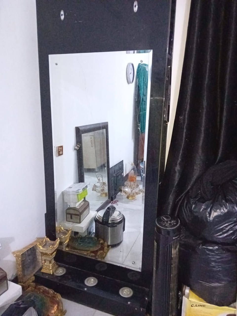 مري للبيع إيطالي كبار مال صالون ***********بي وتساب بغداد السيديه
