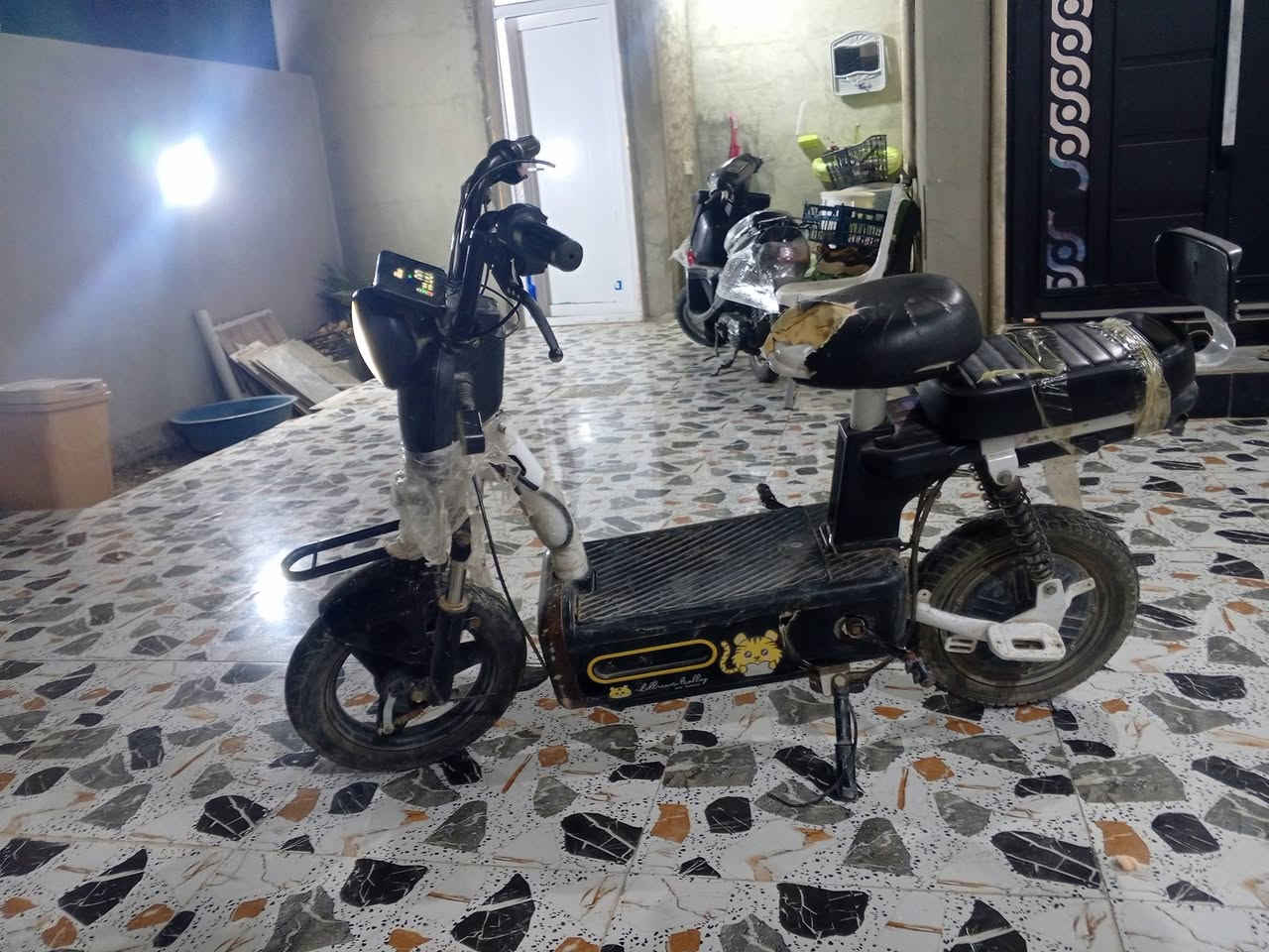 السلام عليكم ماطور شحن للبيع مستعجل عل بيعتو السعر 90 وبي مجال خاص او اتصل***********5
