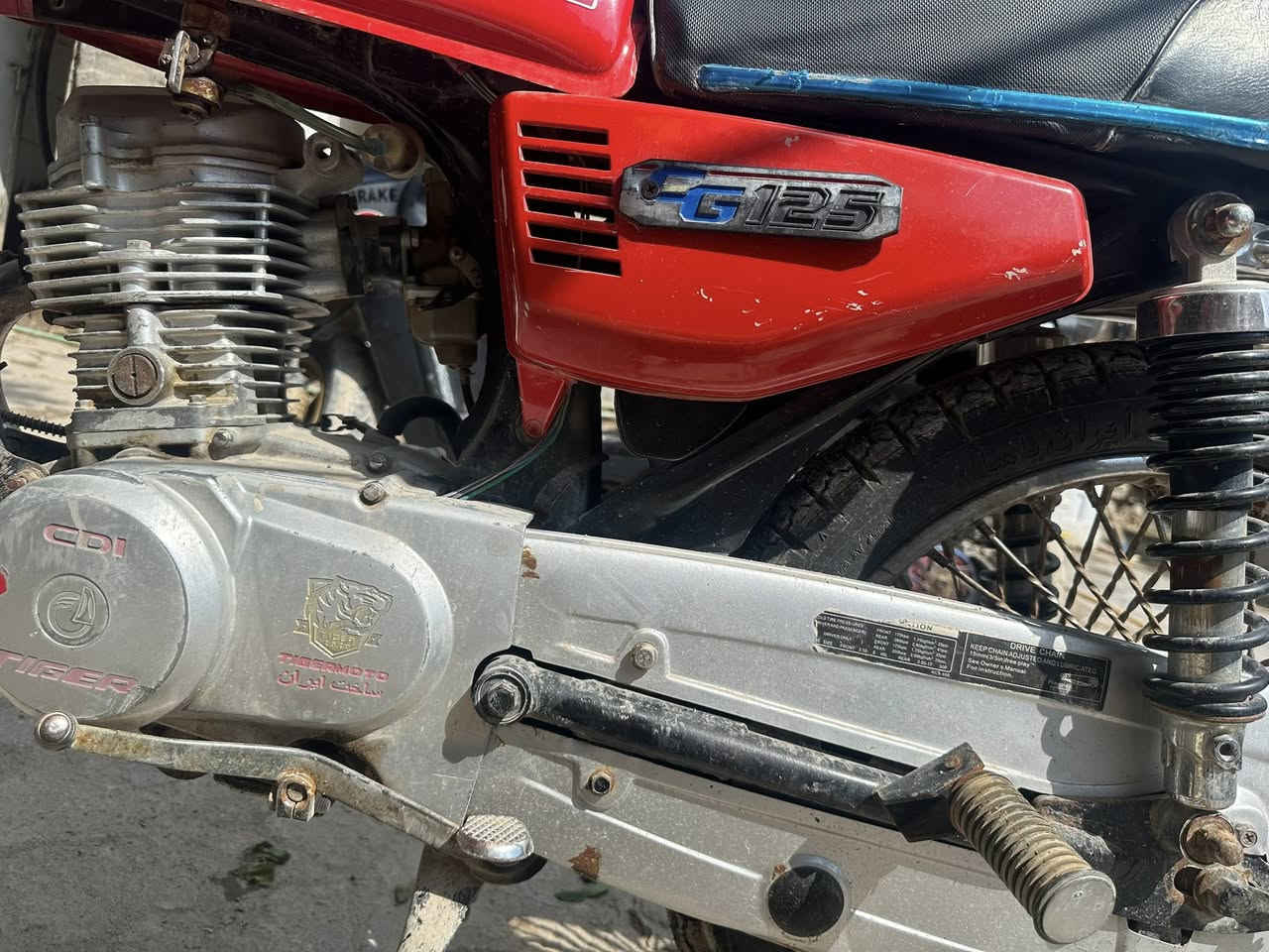 اربعه كير 200 قفل نقصه بس هندر  شغاله ابيعلك كوم حديد


**إذا كنت صاحب هذا الإعلان وتريد حذفه لأي سبب، رجاءا أرسل رسالة إلى الدعم الفني**