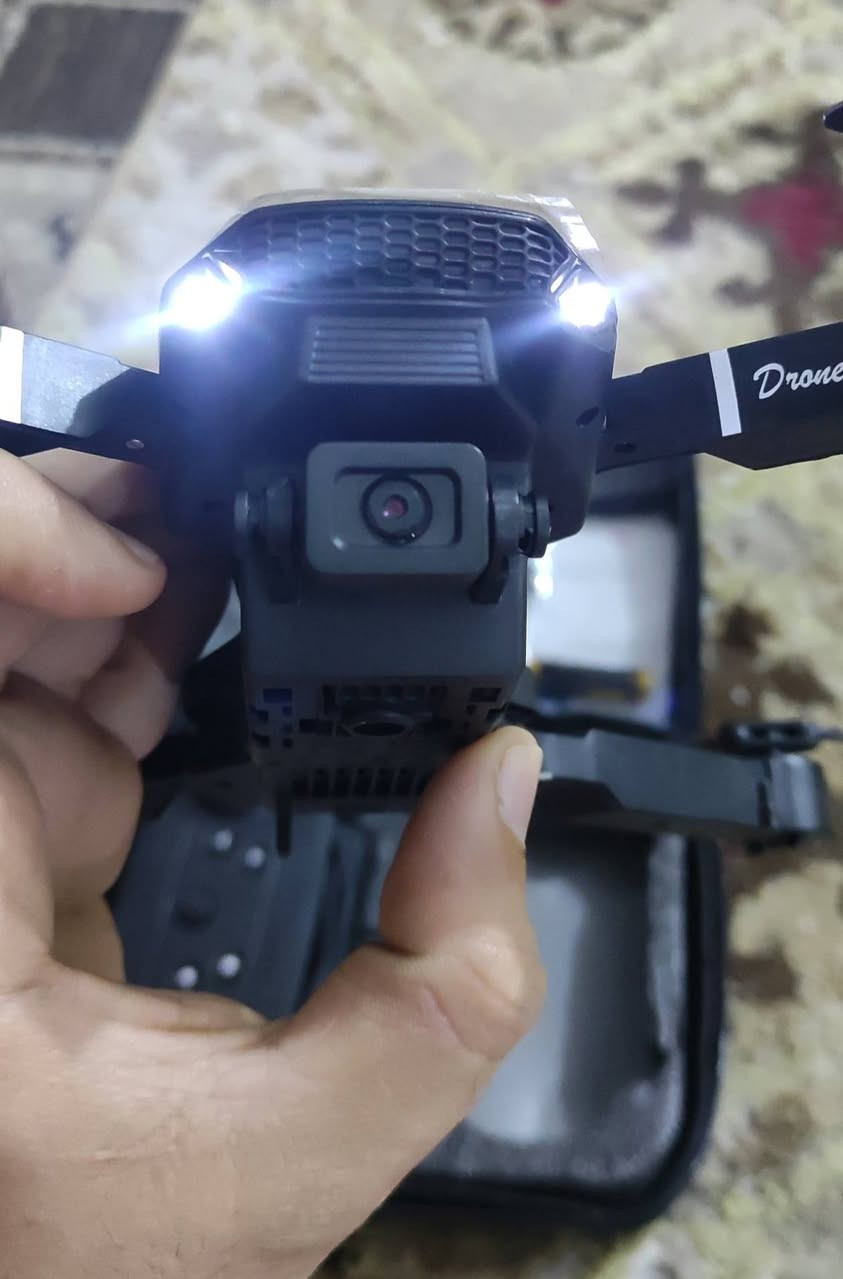 سلام عليكم عندي هاذه لدرون للبيع بيه ثنين كامرات تصوير فيديو وصور شغال ونضيف كلش مامستخدم


**إذا كنت صاحب هذا الإعلان وتريد حذفه لأي سبب، رجاءا أرسل رسالة إلى الدعم الفني**