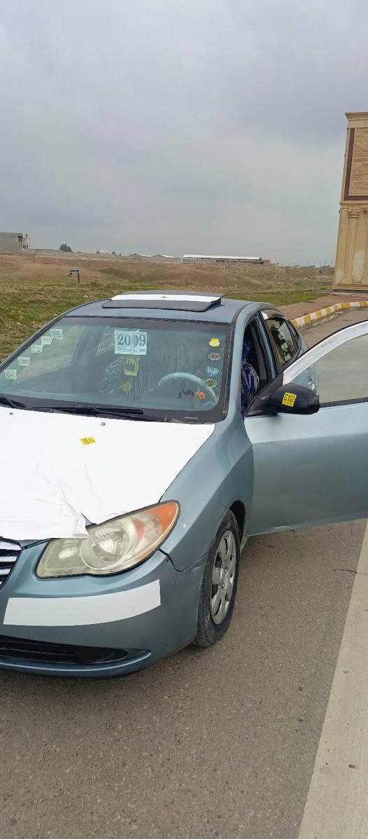 سلام عليكم سياره للبيع افانتي ادوات ادوات موديل 2009 كير محرك جديد تبريد تدفئه شغاله كهربايات كلها شغاله مانقصها اي شي السعر 40وبيها مجال المكان صلاح الدين الاتصال مكلف بل نشر  ***********
