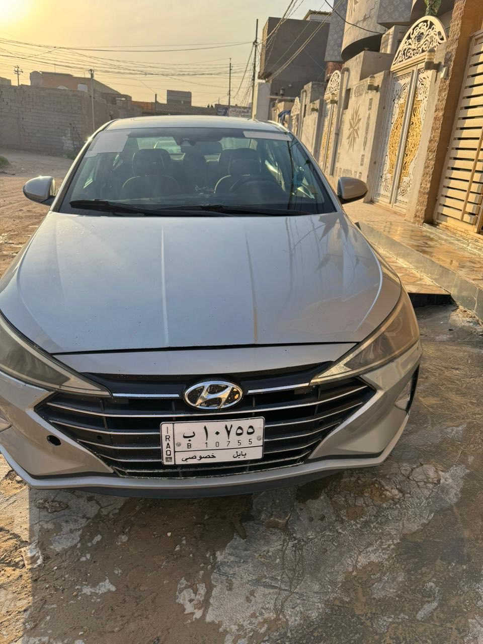 النترا وارد أمريكي مديل 2020
السياره فول فتحه وبصمه وتحكم وتدفئه كشن 
نوعه الكير اي تي 
السياره بيه ضربه فقط بنيد وجاملغ مبدلات 
حداديه جديه سياره نضيفه بمعنى الكلمه والسياره  السعر 145 وبيه مجال لعيونكم 
لاتصال ***********
