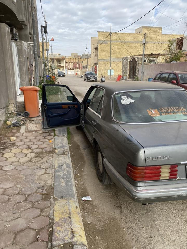 السلام عليكم .مرسيدس جامبو 300 موديل 1987
محور كير ومكينه 3000vvt ترايك لبغداد

كهربائيات من الدعاميه للدعاميه

حداده 80‎%‎ تخم تاير 

رقم بابل باسمي شخصياً سنويه تنتهي بهاي السنه

سياره بلاديه كشرها جديد ودواخلها بالكارتون شرط

وجاهزه ع اخر حبايه ومال جناي

سيارتي ع ايدي ماناقصه برغي

دبل هورن

نقوصات السياره

الاريل انكطعت السفيفه مالته ووكف كهربائي شغال 

وكلج كمبريسر احترك عدي وبالشتاء عطب بسبب ناسينه يشتغل 

تبريدها ثلج قطعتين وشرط الشغل تبدل كلج فقط 

السعر 60 وبيها مجال قليل للشراي مكاني البصره البترو كيمياويات هـ***********
