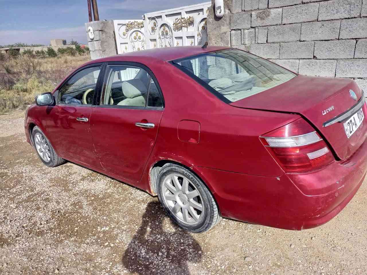 ياالله السلام عليكم جيلي موبل للبيع موديل 12مكان واسط السعر40وبيهامجال تفاصيل ***********
