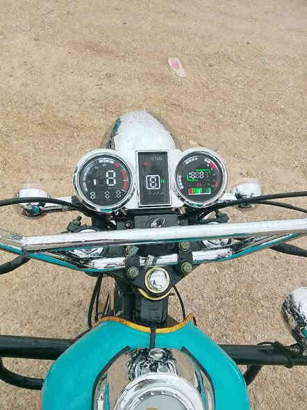 سلام عليكم ستوته صقر صالهه عشرين يوم من طلعت من العرض (***********
