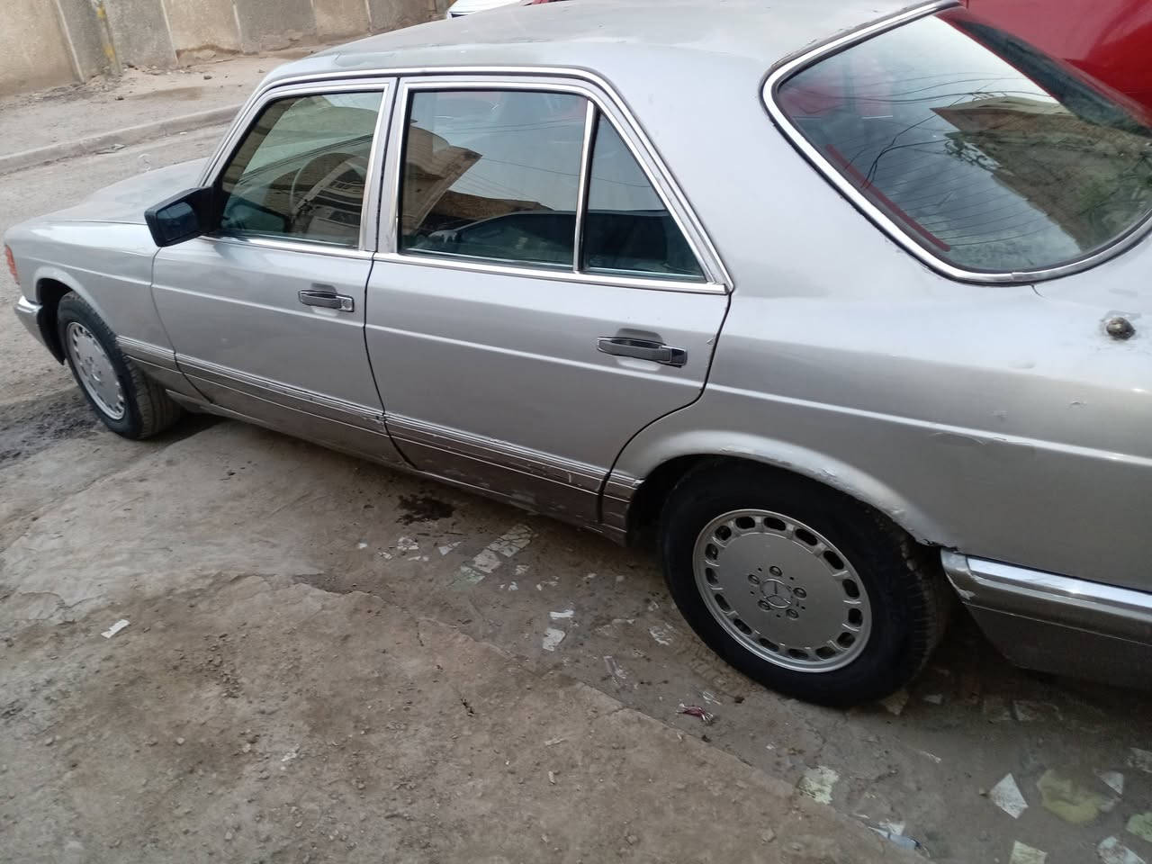 جامبو 300 موديل 88 بأسمي السعر 28 مكان بغداد ***********
