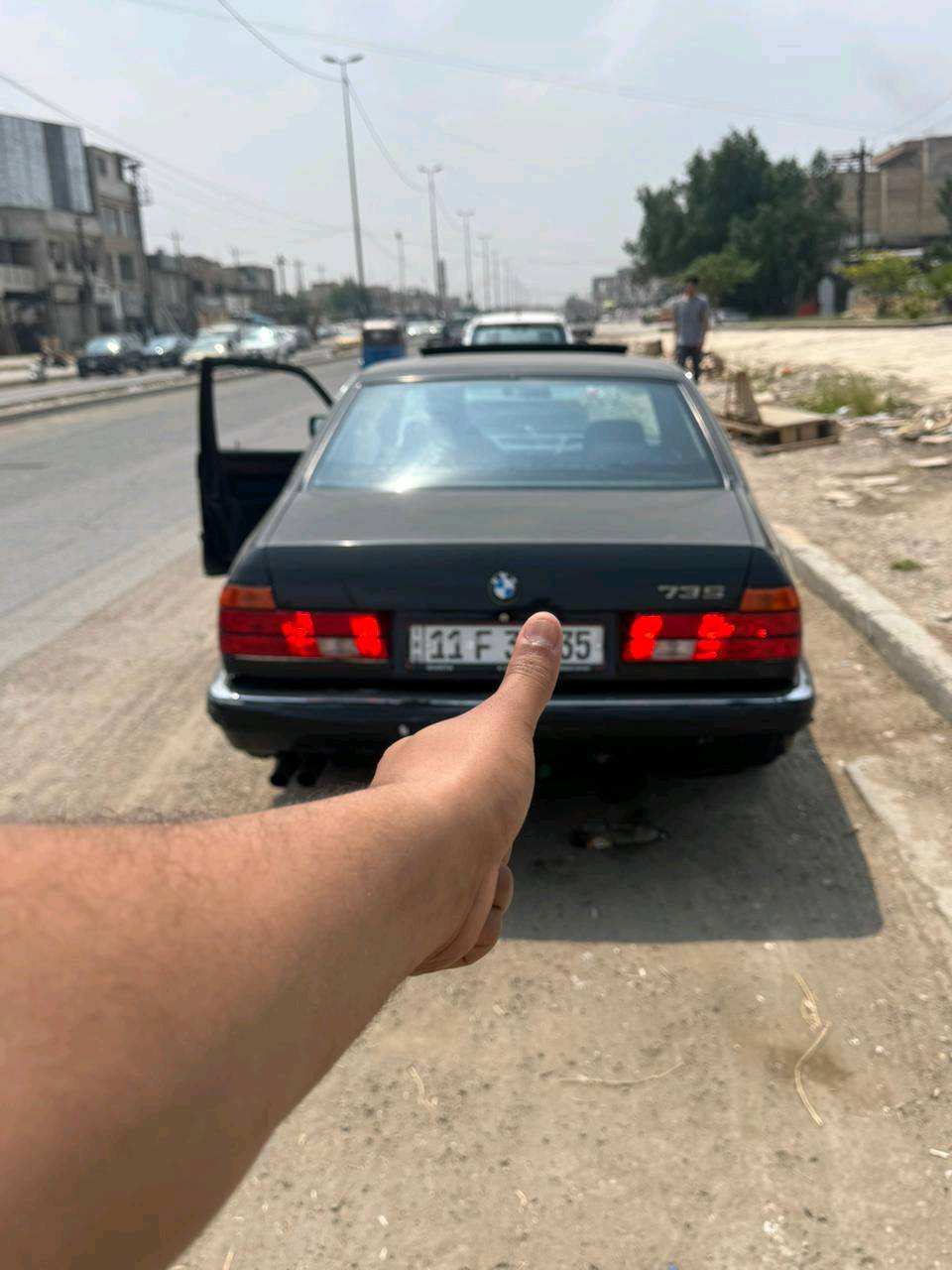 🔥 للبيع BMW 735 موديل 1992 🔥

✔️ اللون: أسود
✔️ كير: أوتوماتيك
✔️ المحرك: جديد
✔️ رقم بغداد
✔️ السنوية نافذة لغاية 2030
✔️ السيارة باسمي ونقل ملكية أصولي
✔️ صبغ عام للجمالية فقط
✔️ منظومة تبريد جديدة بالكامل، والتبريد ثلج ❄️
✔️ المروحة تدريجية 
✔️ السيارة ما بيها أي نقص، جاهزة للاستخدام وما تحتاج أي صرف.

المعاينة خير دليل، والجاد يتفضل يتواصل.

📍الموقع: بغداد حي الاعلام
💰السعر: (60)
📞 للتواصل: (***********)