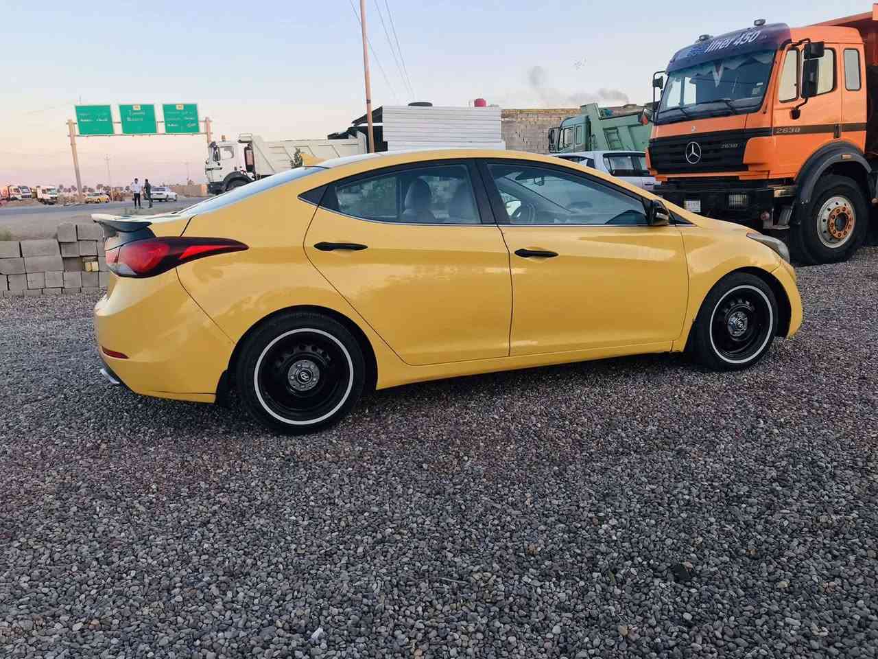 السلام عليكم النتره للبيع وارد امريكي 2015 فول مواصفات بصمه فتحه سقف كشن كهربائي لايت لد نضام ايكو واحد على واحد مكينه 1800 جي دي اي رقم دولي بسمي السنويه ال 2027للاستفسار مراسله الصفحه او الاتصال ***********
