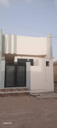 بيت للبيع • ١٠٠م • مجمع بيتي الثاني