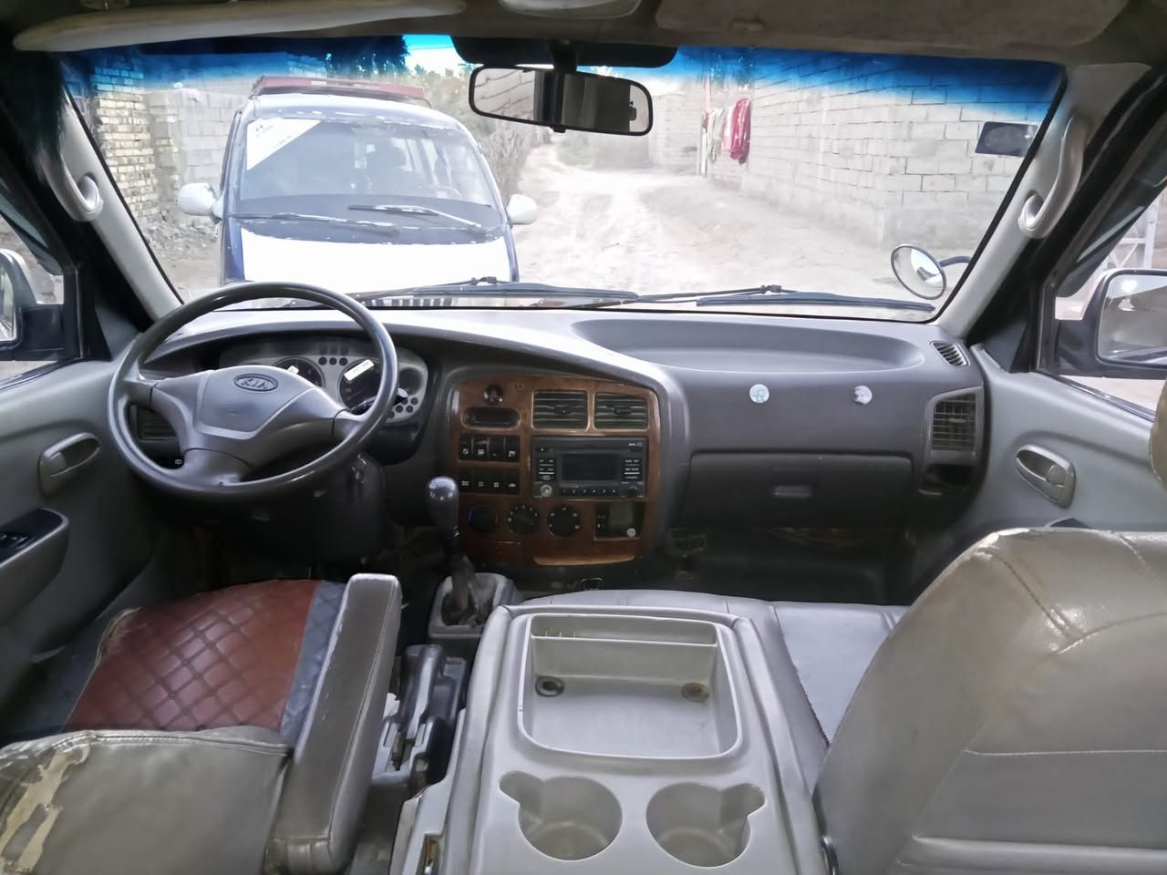 سلام عليكم سيارة منغولي موديل 2005. اصل رقم انكليزي بسمي اسياره امصفره هيه او مرور.  سيارة مكينه اوكير. وكسل او حداديه جدد تبريد. 🥶ويه السويج...مصبوغه جماليه اسيارة السعر 105 او بيهه مجال الشراي. .. رقم صاحب السيارة***********/....... *********** اني مكلف بنشر
