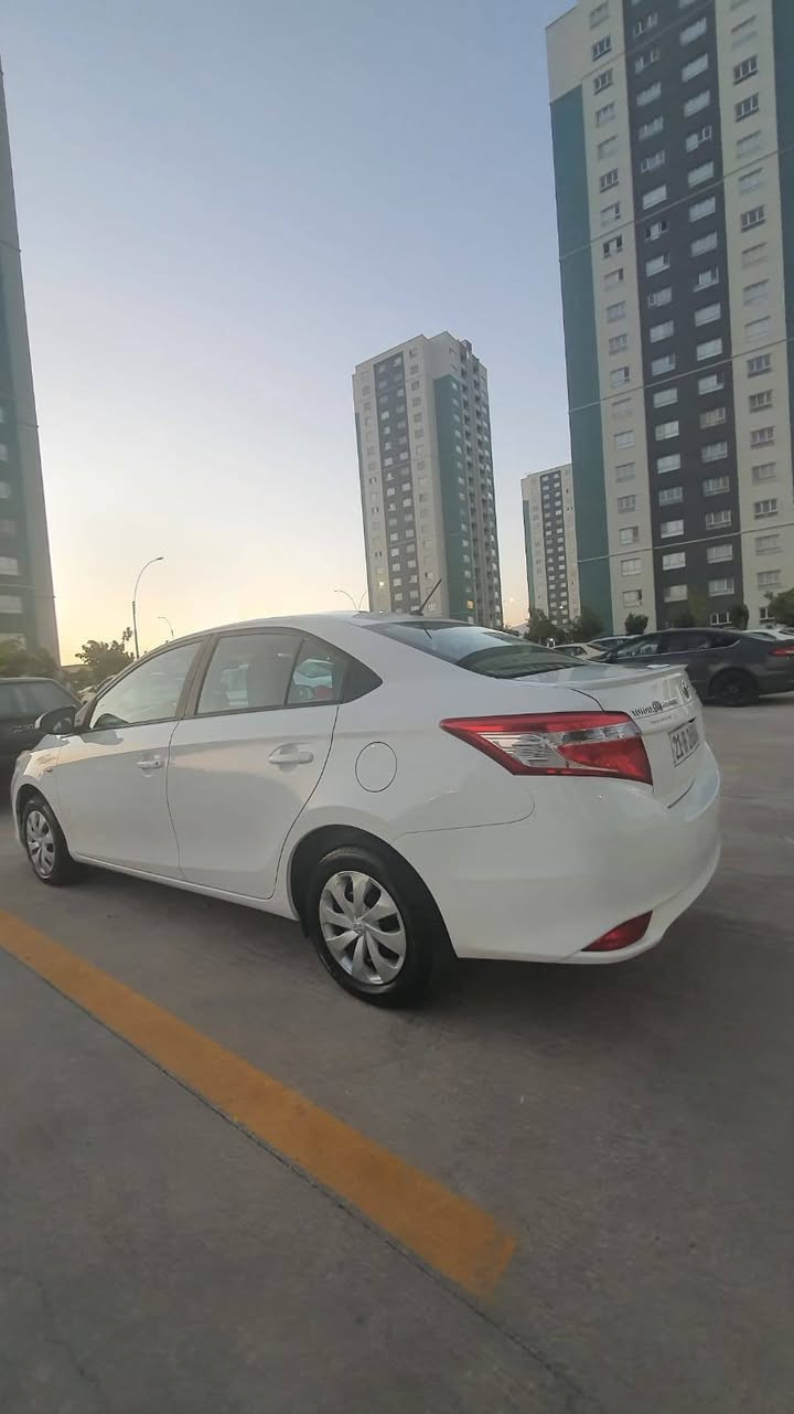 السلام عليكم يارس 2017
مكينه حجم 15 cc
كير CVT
شادلها شاشه اندرويد وكاميرا وشغال عن بعد 
خليجي جيهان 
نظيفة جدا وبدون صبغ أو حادث
ماشية ٨٠ الف كيلو متر
للتواصل الاتصال على الرقم ***********
