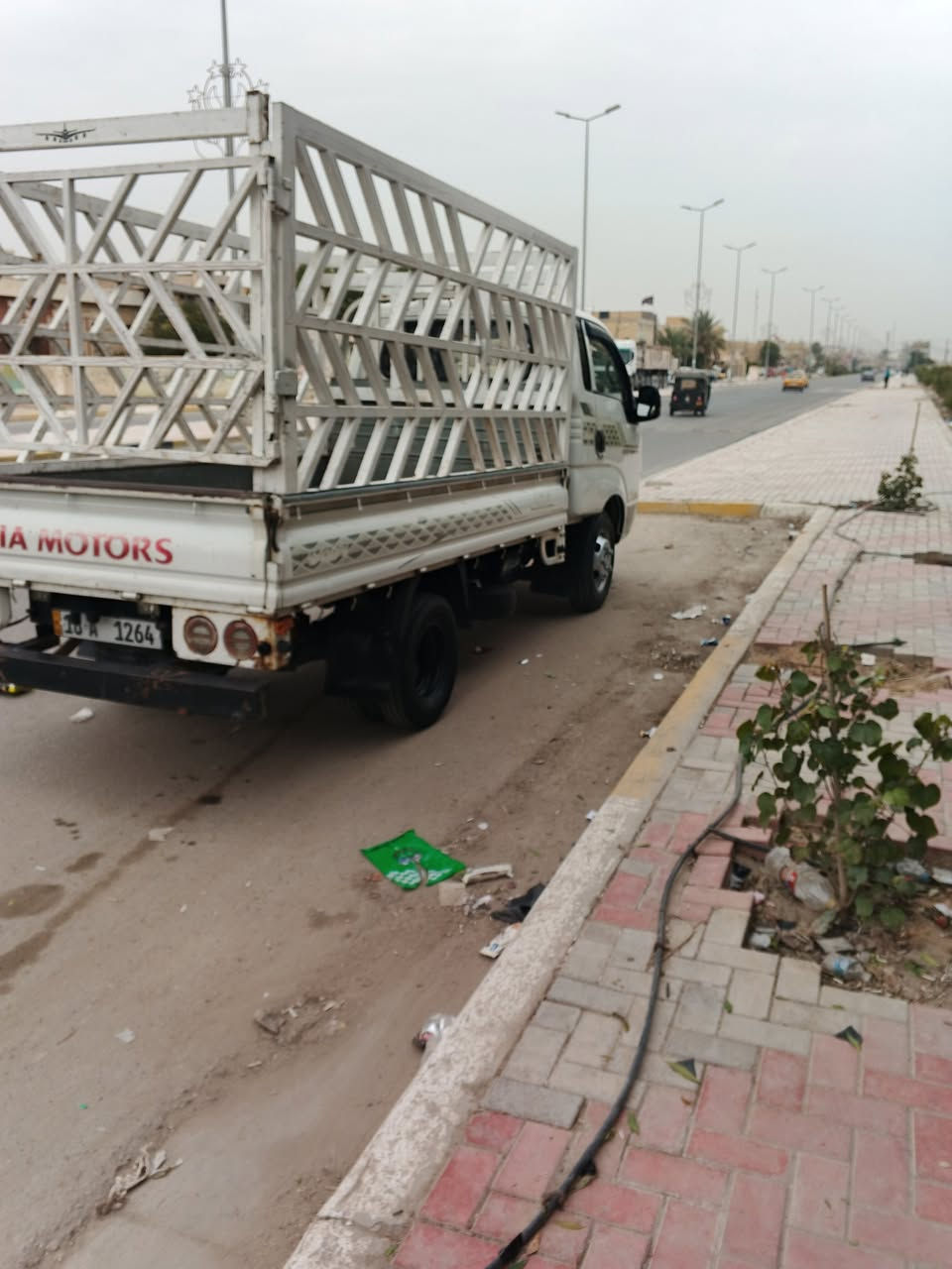 السلام عليكم سياره للبيع نوع كيا فحل موديل 2010 محرك 2700 بلادي سياره كفاله عامه محرك جديد كير جديد حداديه جديده تخم تاير جديد احسن جديد كهربائيات  سبعه جنكال  سياره مكفولة كفاله عامه   من الصبغ والتبديل رقم بابل تحويل مباشر. سنويه لل 28 السعر المطلوب 100 وبيها مجال  للطيبين العنوان كربلاء رقم التلفون ***********
