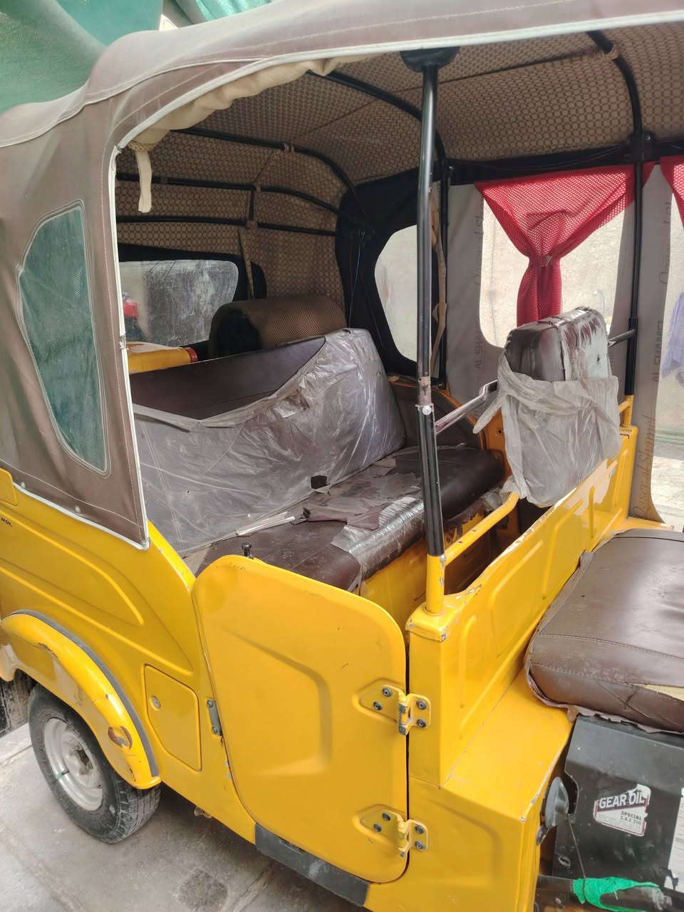 تكتك للبيع موديل 2022 شهر ال 10 رقم و سنويه عربي مكفوله مكينه و اكسل  تكتك مثل مشوف ب صوره ضربه بسيطه التكتك لا صبغ لا معجون
***********
