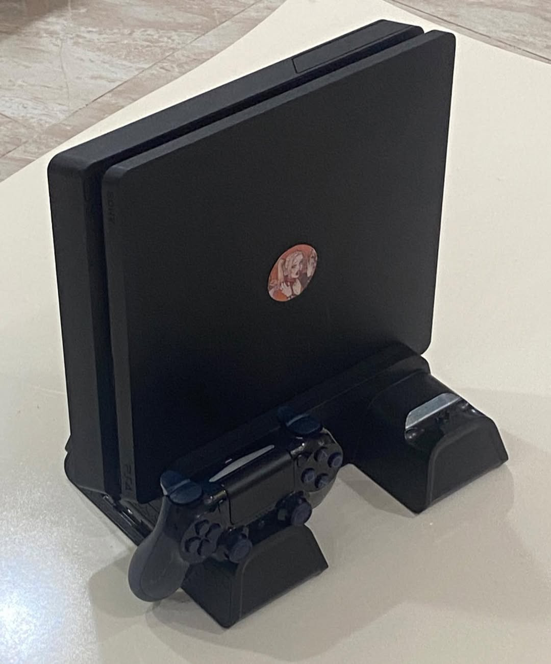 السلام عليكم.. بليستيشن 4 slim
قابل للتهكير  500 gigabytes
مع ملحقاته و البوكس بحالة نظيفة جداً🤝🏻✨


**إذا كنت صاحب هذا الإعلان وتريد حذفه لأي سبب، رجاءا أرسل رسالة إلى الدعم الفني**