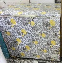 ثلاجة • مستعمل • للبيع