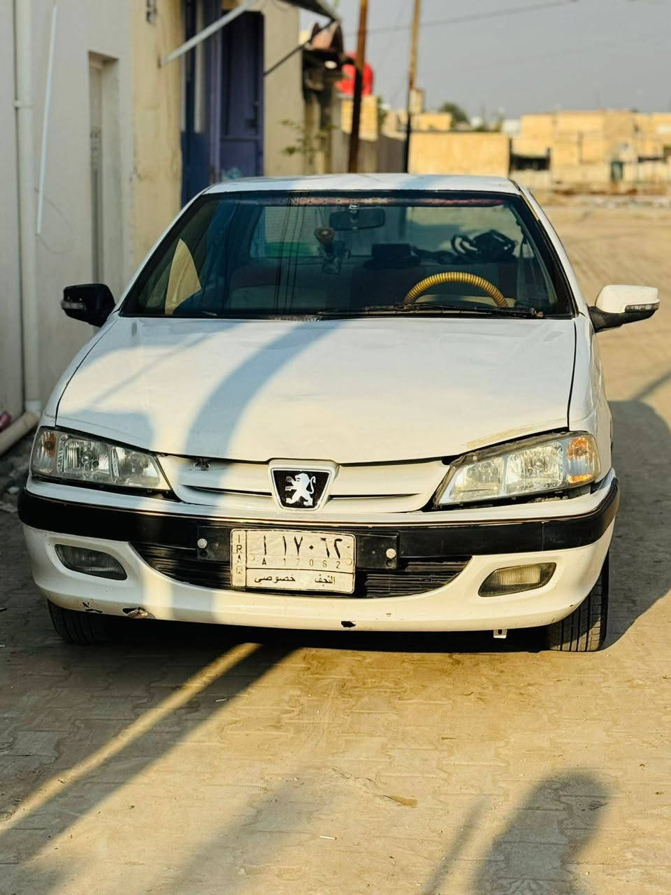 السلام عليكم بيجو بارص 2013 مكينه وكير وحداديه جاهزه مداور  ثاني يوم بس كون ماتتعطل بمداورها  تخم تاير جديد باتري كهربائيات كله جديد السعر 35 وبيها مجال الاتصال ***********
