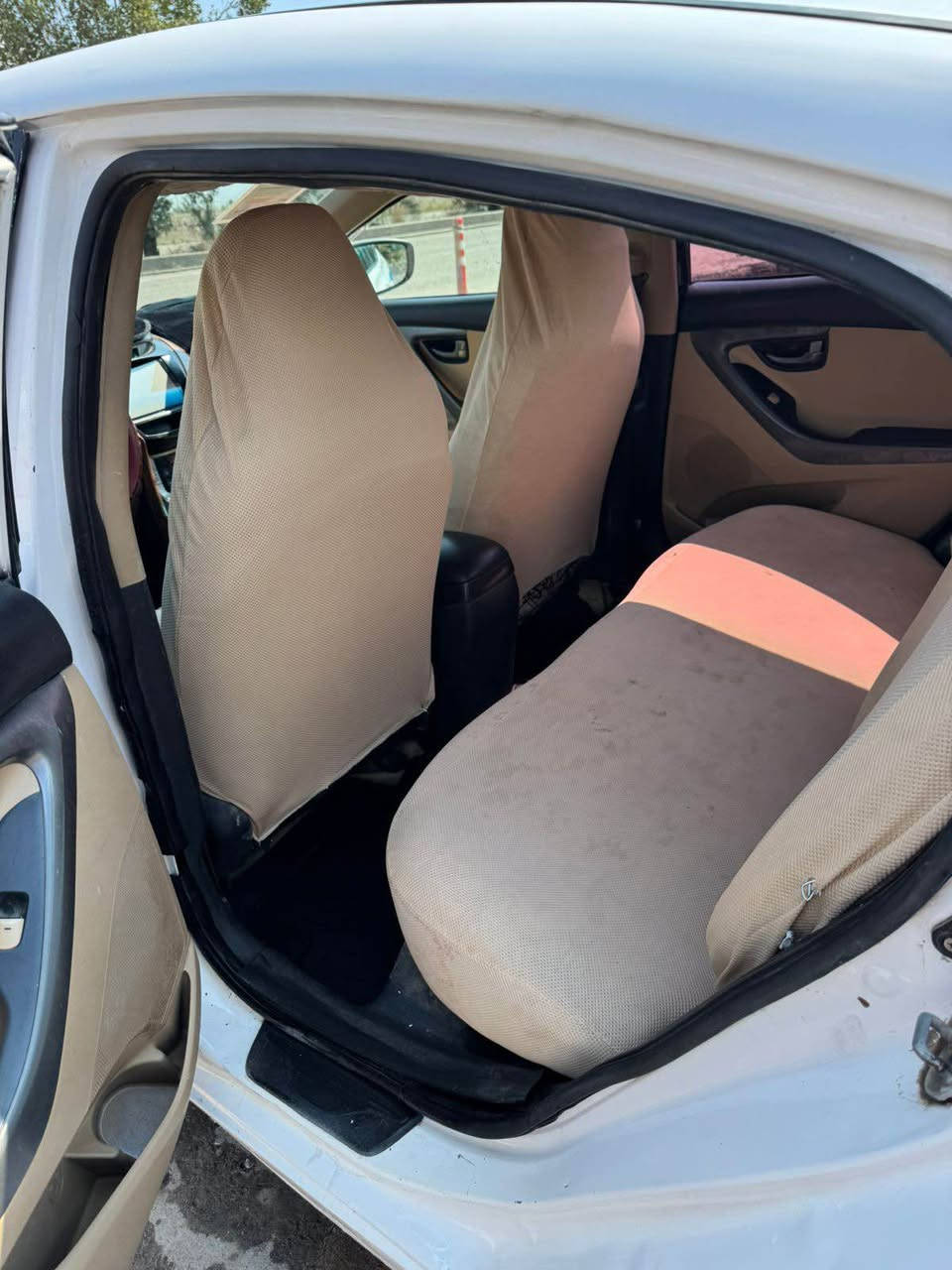 النترا 2013 رقمها أربيل دولي الجديد بأسم عربي  خليجية مكينة دوووش بيها ضرر جاملغ خلفي وأمامي جهة الصدر وبيها مكانات صبغ جمالية ابيع حزام السيارة مكفولة لغود شواصي تكم قمارة حوض جاهزة مكينة كير حدادية كهربائيات تخم تاير مواصفاتها شاشة كامرة اشاير بالمري تحكمات السعر 77 وبيها مجال بسيط ***********////*********** العنوان الإسكندرية المحمودية, بابل
