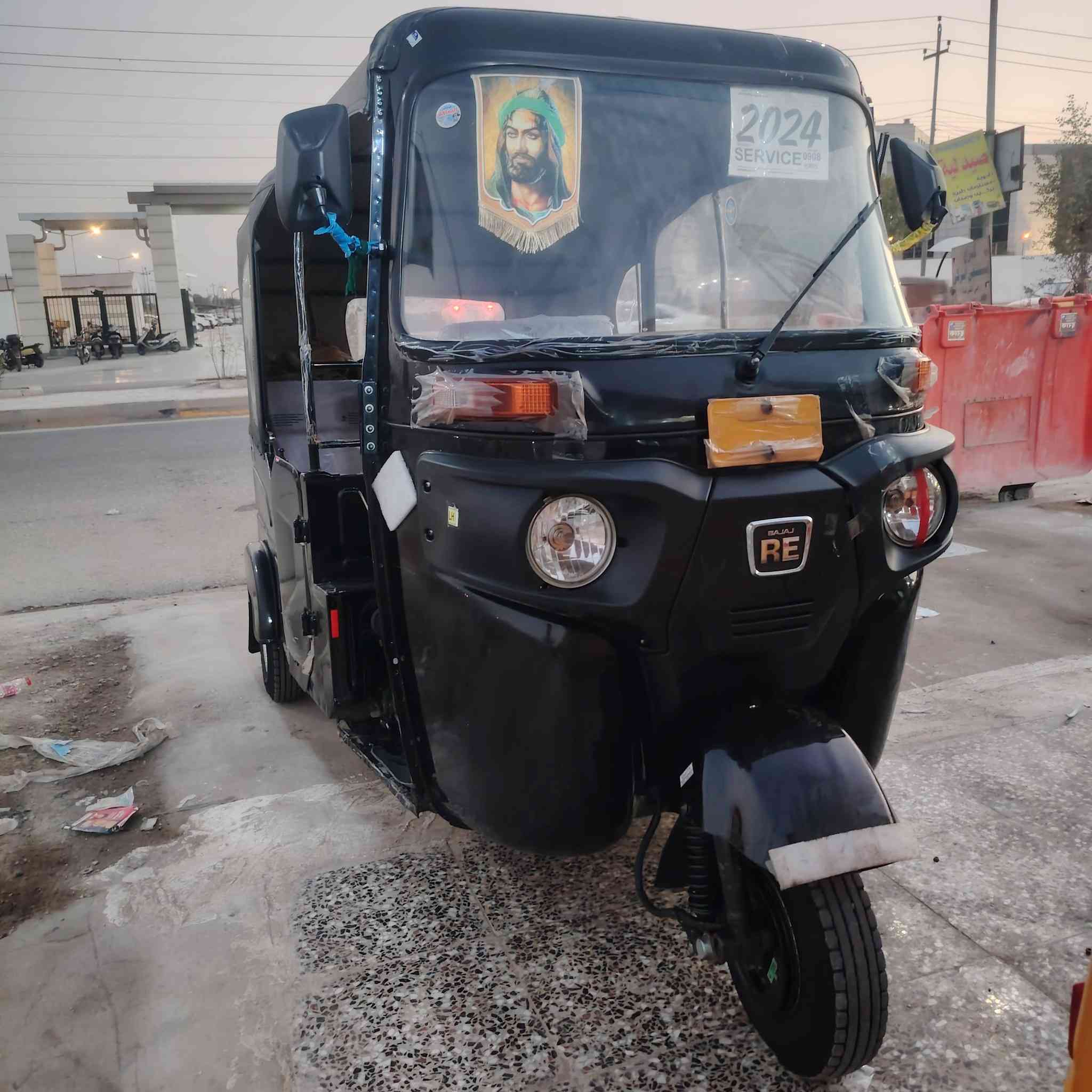 *********** 
البيع مستعجل عل سريع 2024
كفاله عامه بس زلغ واحد ولباقي كفاله
