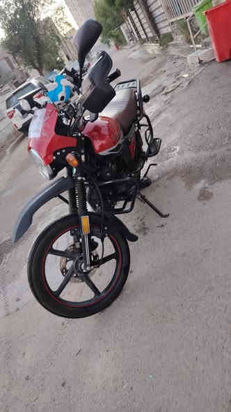 سلام عليكم دراجه دايوان جبلي نفخ مديل ٢٠٢٣ شتريته بل ٢٤ من لشركه شتريته زيرو عله ايدي مرقمه وكامله وسنويه باسم الشركه مال موتل مول الي بشارع فلسطين كبل تروح تستلم لوحات وتحول يعني رقم ورقي حالين الدراجه متوازي عليه السعر مليونين وربع وبيه مجال برغي مامفتوح بيه لدراجه كل عشر ايام ابدل دهن عله ايدي لدراجه بيه بصمه تشغيل هم مكاني بغداد حي الجهاد بضهر مجمع النسيم
***********
