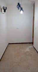 دار للايجار  مستقل طابق ارضي  نظيف ومصبوغ بالكامل 
محتواه غرفتين مع صالة ومع كليدور مع مناور ثنين ومطبخ وحمام كبير مع تواليت مساحة 120 متر 
منطقة الاعظمية بداية الكم قرب مسجد جلال 
الايجار ب800 الف مع تأمين شهر بدون عمولة 
على الراغبين للاتصال بهذا الرقم ***********
