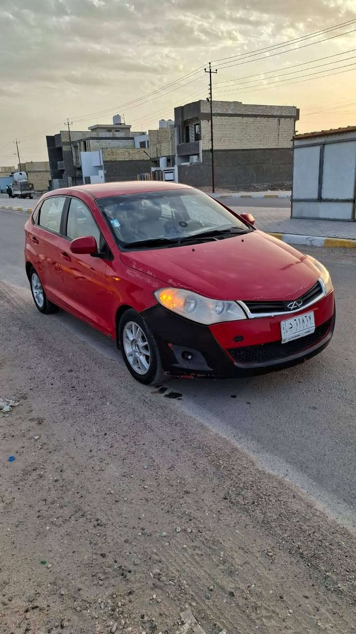 السلام عليكم
شيري فلاوين موديل 2011 السيارة بسمي السنوية 2027
السيارة بيه ملاحظات جراد بالقماره والبنيد ضربته باب السايق 
الكير والمكينه خير من الله التبريد شغال مكاني الحسينية الراشدية 
السعر 31 وبيه مجال للتواصل ***********
