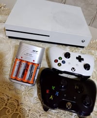 اكس بوكس ون اس • Xbox One S • جهاز العاب • كونسول العاب • 500 جيجا • د...