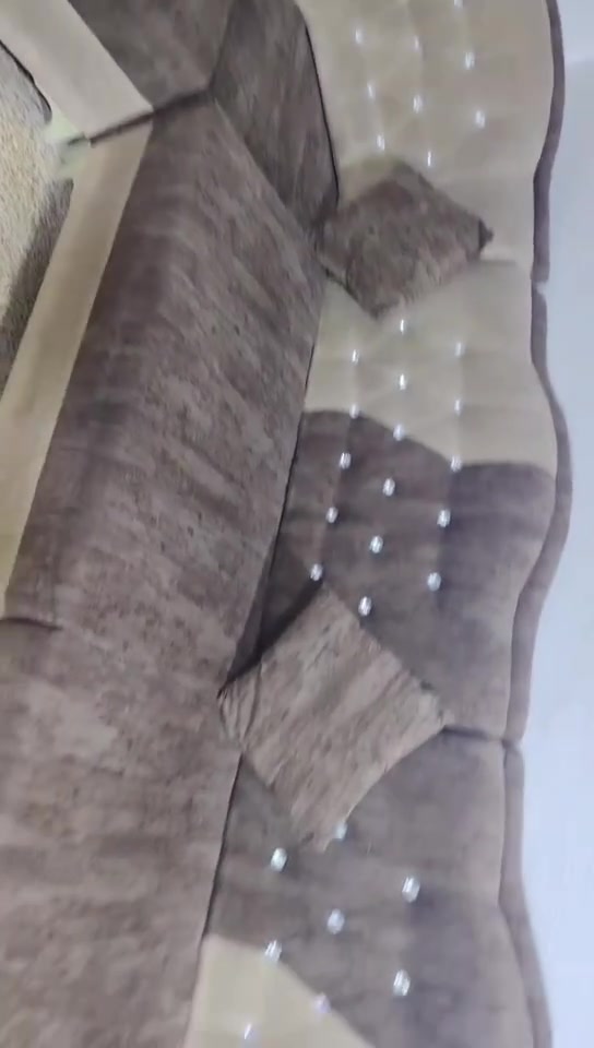 طخم للبيع  مابي عيب ٨ أمتار خشب عراقي شغل أربيل سعرها 270 وبيها مجال عنوان حي قدس


**إذا كنت صاحب هذا الإعلان وتريد حذفه لأي سبب، رجاءا أرسل رسالة إلى الدعم الفني**