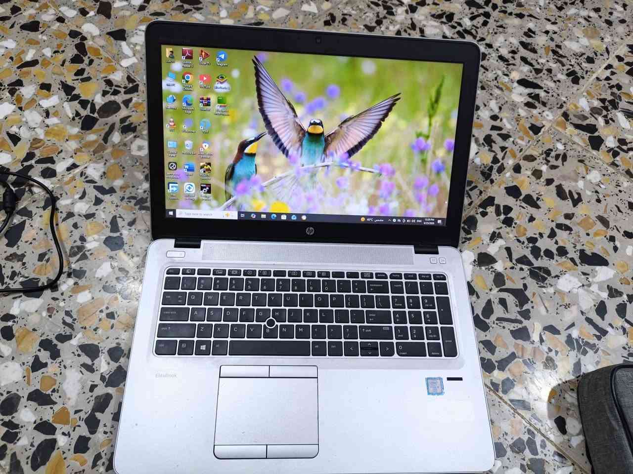 السلام عليكم
لابتوب hp ذاكرة 256ssd 
معالج cor i5 6 
ملحقات شاحنة وماوس ويدة اكس بوكس 360 
مكاني بغداد الحسينية مال راشدية قرب مطعم الامير


**إذا كنت صاحب هذا الإعلان وتريد حذفه لأي سبب، رجاءا أرسل رسالة إلى الدعم الفني**