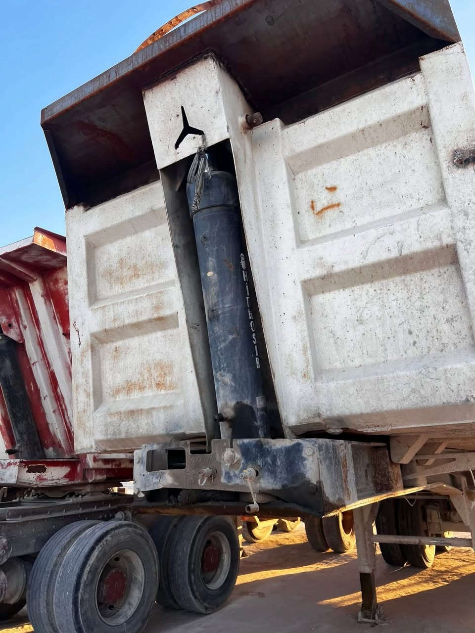 عربانه ماموت حداد شاصي غير مكفول تخم تاير لبيع المكان كربلاء للاستفسار ***********
